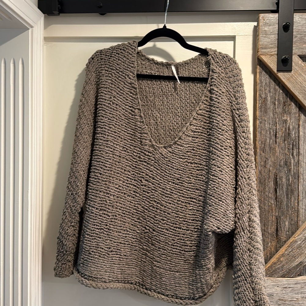 Free People Sweater Size Small